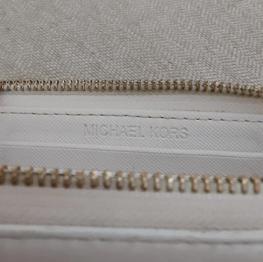 Michael Kors White and Gold Clutch Wristlet